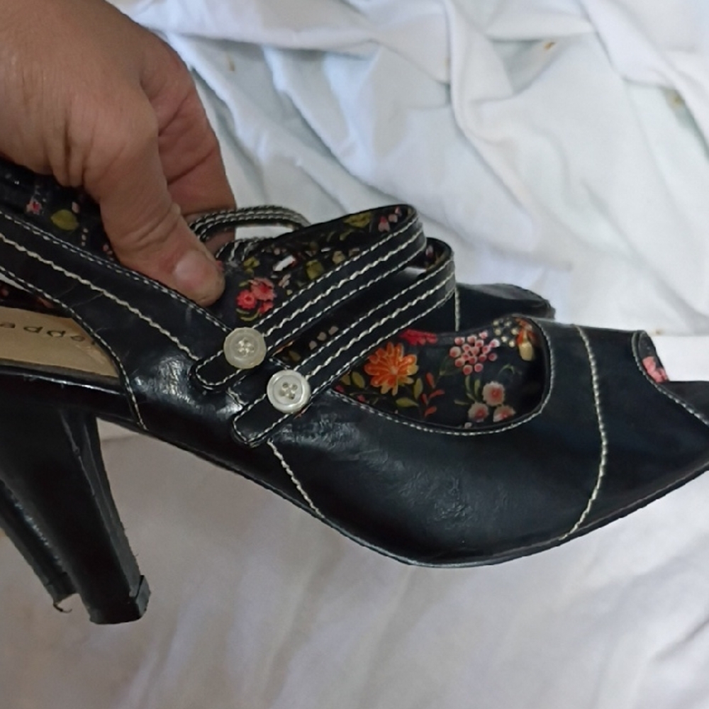 Chic Black Floral Women's Heels